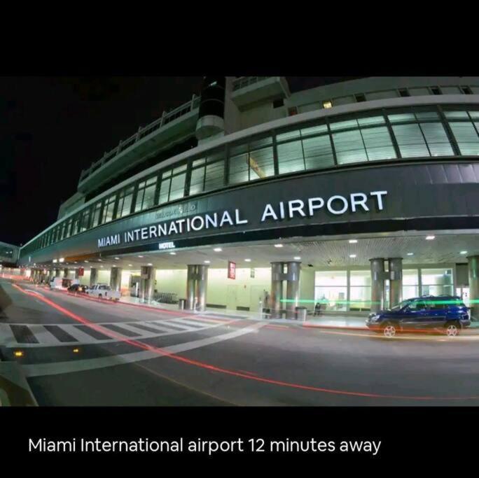Sol Miami # 2 With Free Parking Apartment Luaran gambar